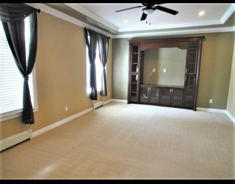 Family Room Photo of 8449 Bailey Place, Mission, BC