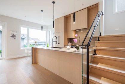 Mudroom Photo of 2 3674 Oxford Street, Vancouver, BC