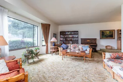 Basement Recreation Room Photo of 14971 76a Avenue, Surrey, BC