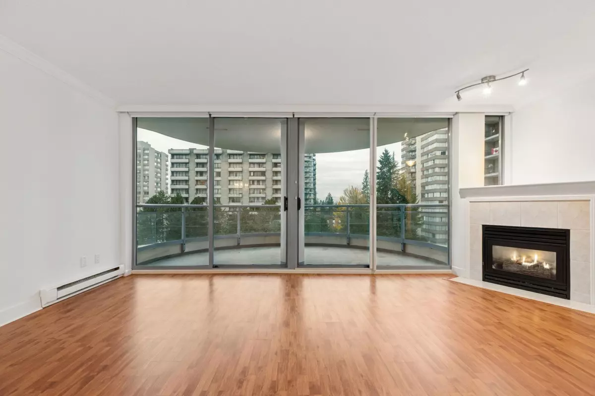 Living Room Photo of 701 739 Princess Street, New Westminster, BC