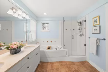 Laundry Room Photo of 11 3300 157a Street, Surrey, BC