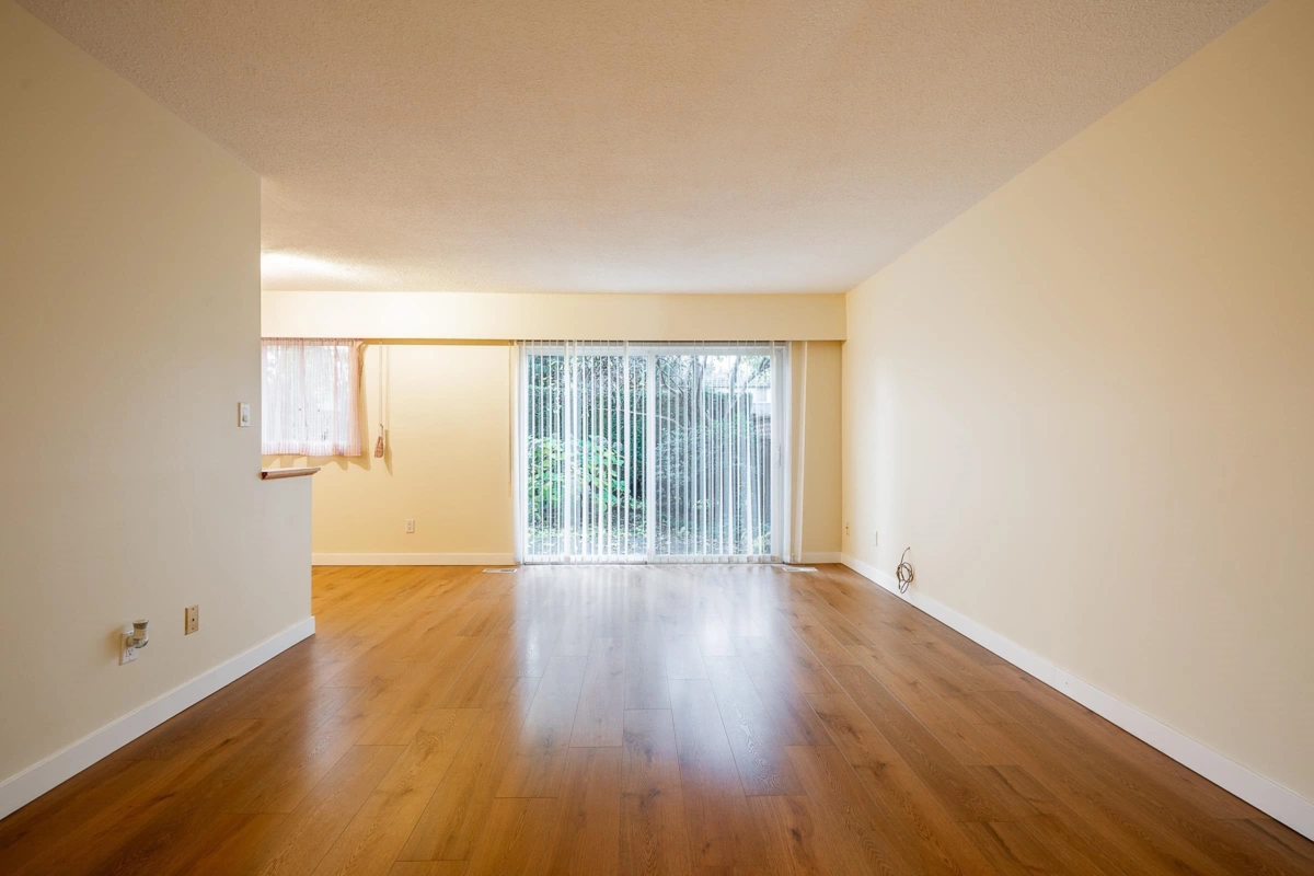 Living Room Photo of 10780 Ryan Road, Richmond, BC