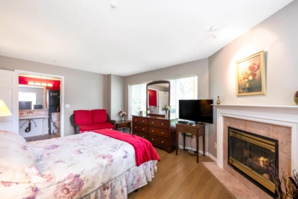 Powder Room Photo of 104 12155 75a Avenue, Surrey, BC