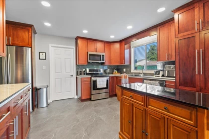 Breakfast Nook Photo of 6279 Silverthorne Road, Chilliwack, BC
