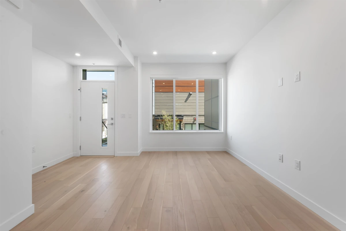 Living Room Photo of 873 W 33rd Avenue, Vancouver, BC