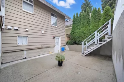 Staircase Photo of 1515 Eighth Avenue, New Westminster, BC