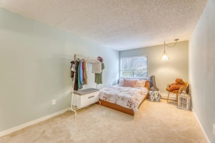 Walk-In Closet Photo of 205 7426 138th, Surrey, BC