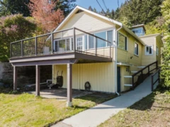 462 Central Avenue, Gibsons, BC