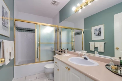 Hallway Photo of 47 12165 75 Avenue, Surrey, BC