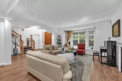 786 W 17th Street, North Vancouver, BC, North Vancouver — Single Family Residence for sale