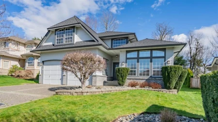 2977 Southern Crescent, Abbotsford, BC, Abbotsford — Single Family Residence for sale