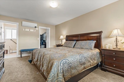 Entry Foyer Photo of 220 32691 Garibaldi Drive, Abbotsford, BC