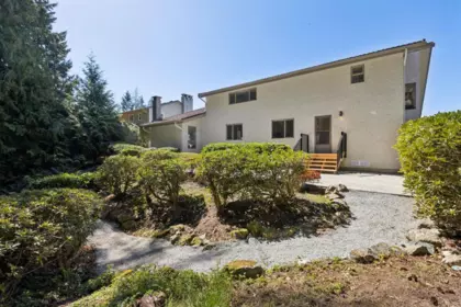 Community Amenities Photo (Clubhouse) of 8570 Ansell Place, West Vancouver, BC
