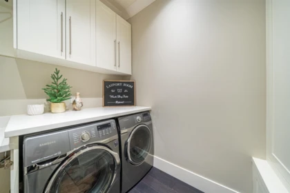 Guest Bathroom Photo of 7698 Wheater Court, Burnaby, BC