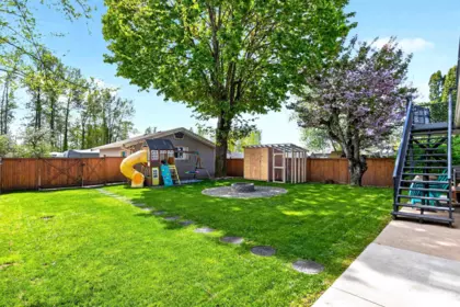 Outdoor Patio Photo of 34974 Clayburn Road, Abbotsford, BC
