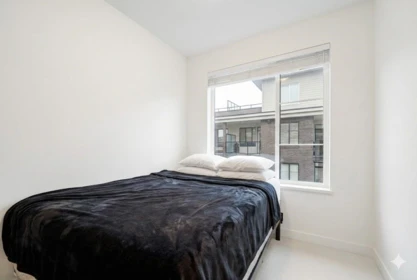 Bedroom 2 Photo of 501 15858 Fraser Highway, Surrey, BC