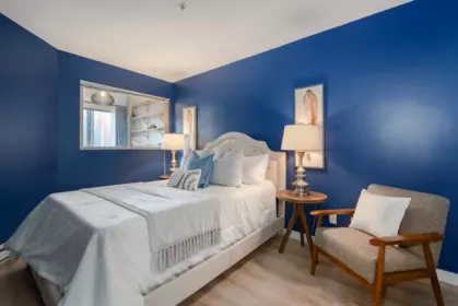 Guest Bathroom Photo of 206 3089 Oak Street, Vancouver, BC
