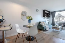 206 3089 Oak Street, Vancouver, BC