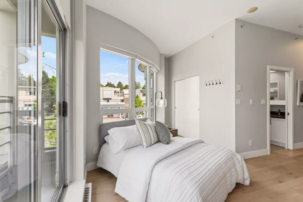 Family Room Photo of 207 2288 W Broadway, Vancouver, BC