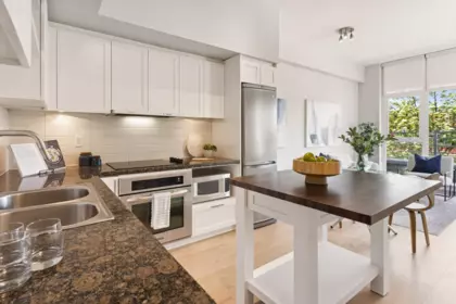 Breakfast Nook Photo of 207 2288 W Broadway, Vancouver, BC