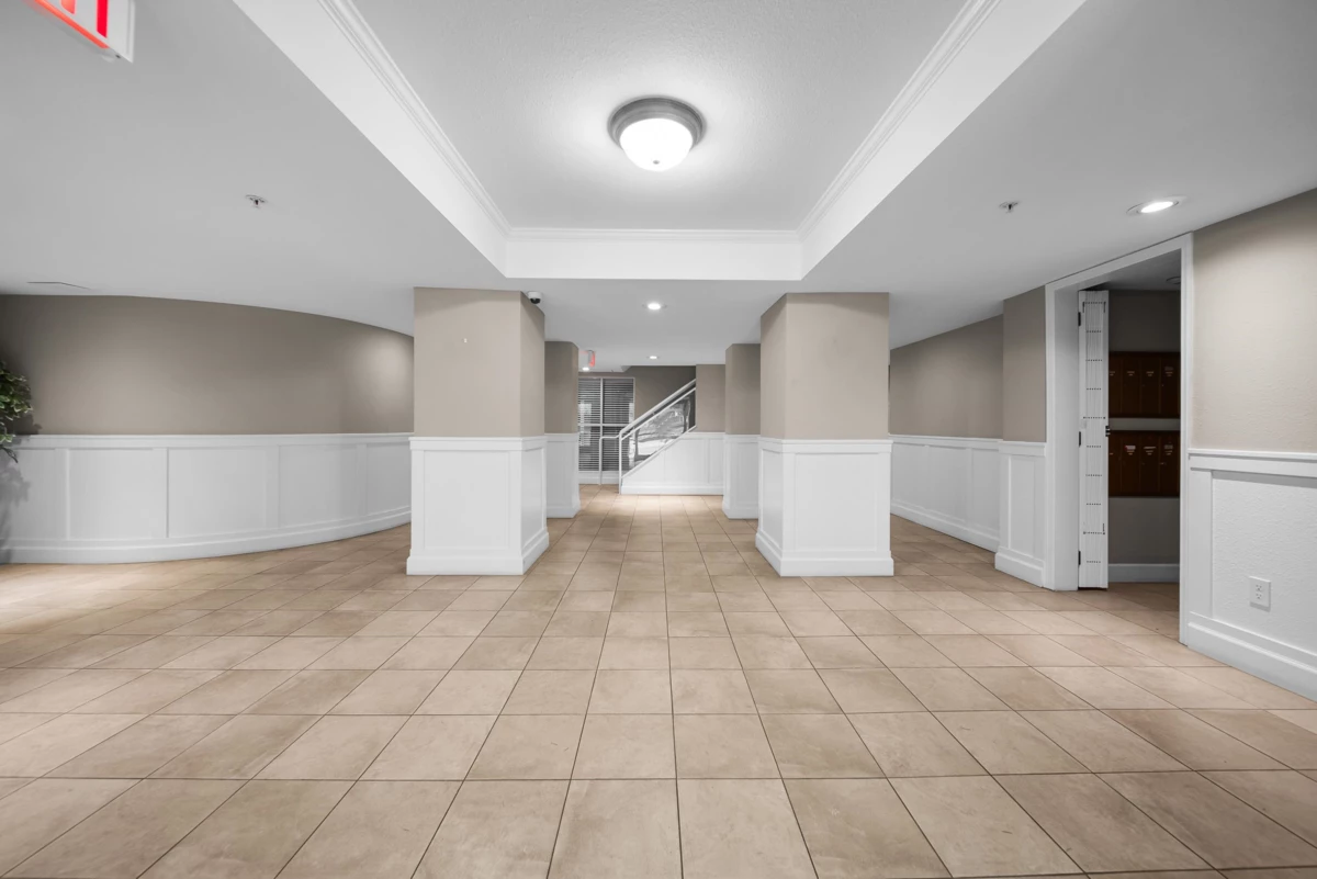 Family Room Photo of 408 33280 E Bourquin Crescent, Abbotsford, BC