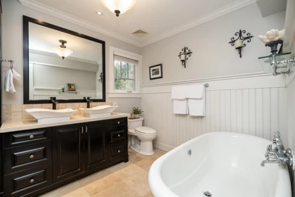 Mudroom Photo of 14322 26 Avenue, Surrey, BC