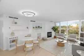 305 8 Smithe Mews, Vancouver, BC