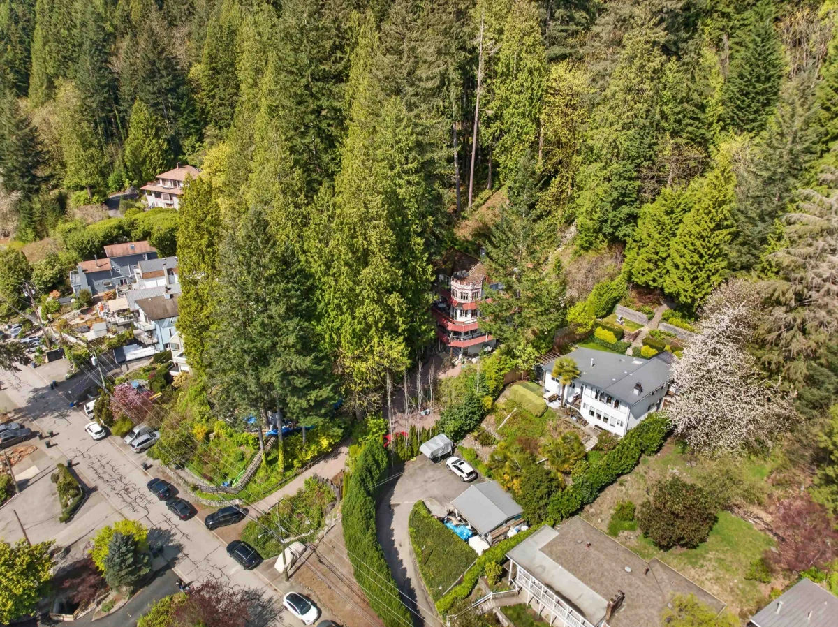 Exterior Rear Photo of 2755 Panorama Drive, North Vancouver, BC
