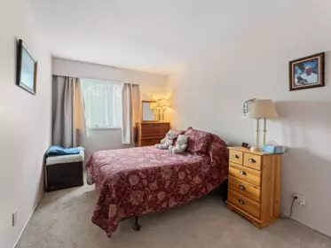Guest Bathroom Photo of 5 10595 153 Street, Surrey, BC