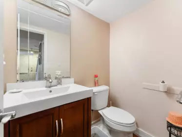 Laundry Room Photo of 5 10595 153 Street, Surrey, BC
