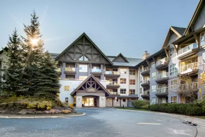 562 4800 Spearhead Drive, Whistler, BC, Whistler — Apartment/Condo for sale