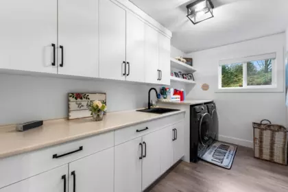 Basement Recreation Room Photo of 47 4295 Old Clayburn Road, Abbotsford, BC