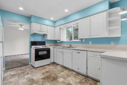 Kitchen Island Photo of 4525 199a Street, Langley, BC