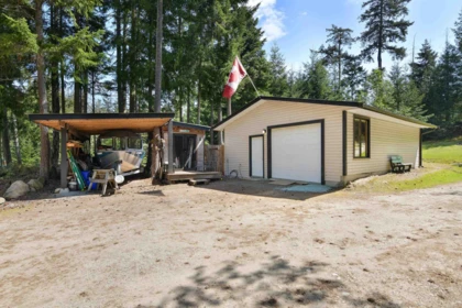 Outdoor Kitchen Photo of 430 Mckercher Road, Mayne Island, BC