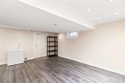 Basement Recreation Room Photo of 21530 123 Avenue, Maple Ridge, BC