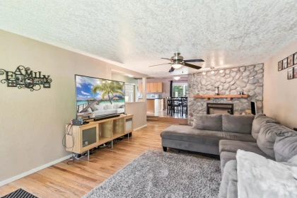 Kitchen Island Photo of 21530 123 Avenue, Maple Ridge, BC