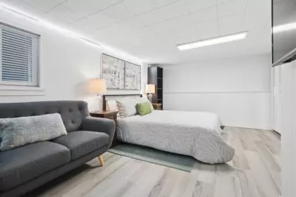 Basement Recreation Room Photo of 936 W 17th Avenue, Vancouver, BC