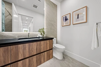 Laundry Room Photo of 2 5034 Granville Street, Vancouver, BC