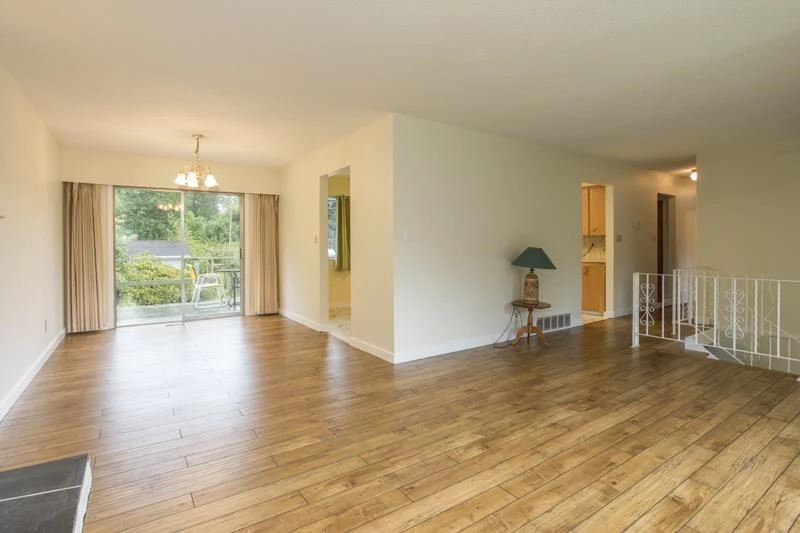 Family Room Photo of 12104 261 Street, Maple Ridge, BC