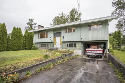 Laundry Room Photo of 12104 261 Street, Maple Ridge, BC