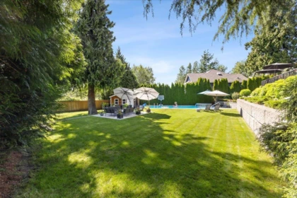 Garden / Landscaping Photo of 16248 59 Avenue, Surrey, BC