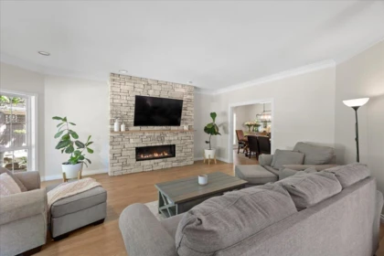 Kitchen Photo of 16248 59 Avenue, Surrey, BC