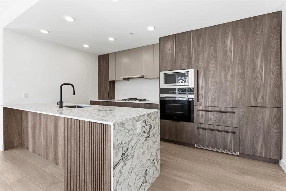 Dining Area Photo of 206 3590 W 39th Avenue, Vancouver, BC