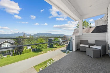 Hallway Photo of 25540 Godwin Drive, Maple Ridge, BC