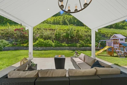 Outdoor Kitchen Photo of 25540 Godwin Drive, Maple Ridge, BC