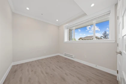 Swimming Pool Photo of 25540 Godwin Drive, Maple Ridge, BC