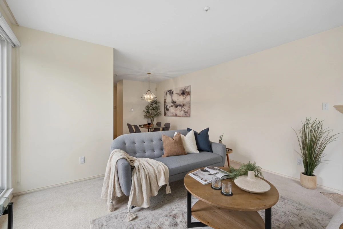 Family Room Photo of 302 228 E 14th Avenue, Vancouver, BC