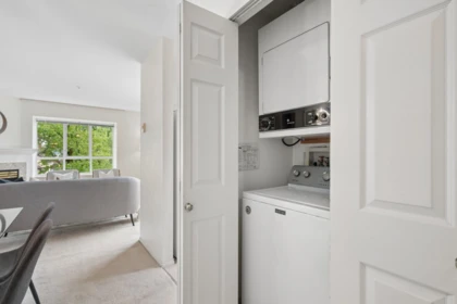Powder Room Photo of 302 228 E 14th Avenue, Vancouver, BC