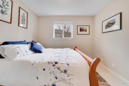 Hallway Photo of 1479 Southview Street, Coquitlam, BC