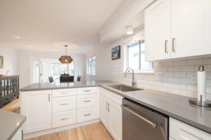 Breakfast Nook Photo of 976 Habgood Street, White Rock, BC